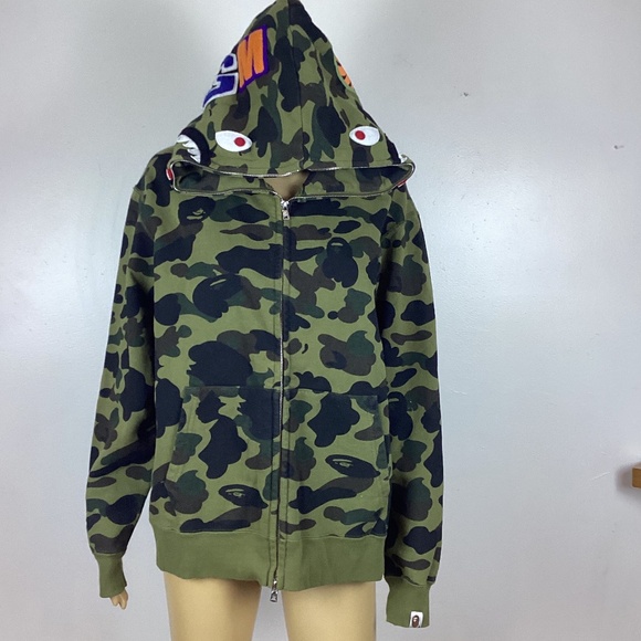 BAPE A Bathing Ape World Gone Mad Camo patch zip up hoodie Medium - Picture 2 of 9